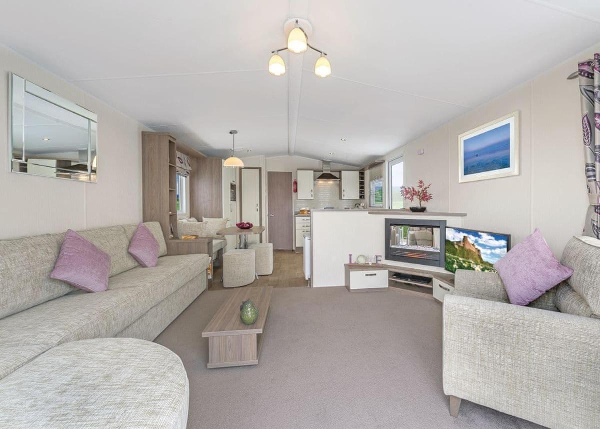 Cardigan Bay Holiday Park Buitenkant foto